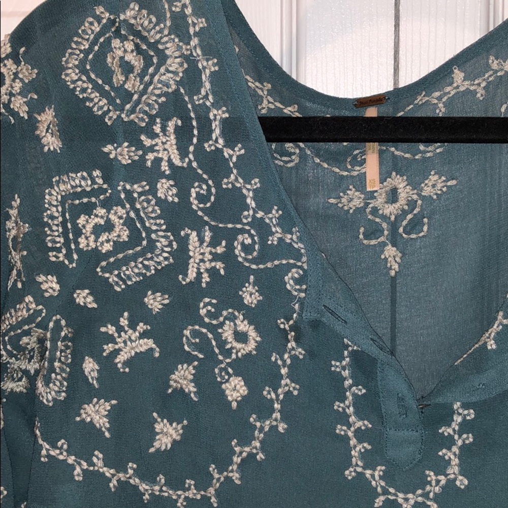 Embroidered Blouse - Picture 2 of 3